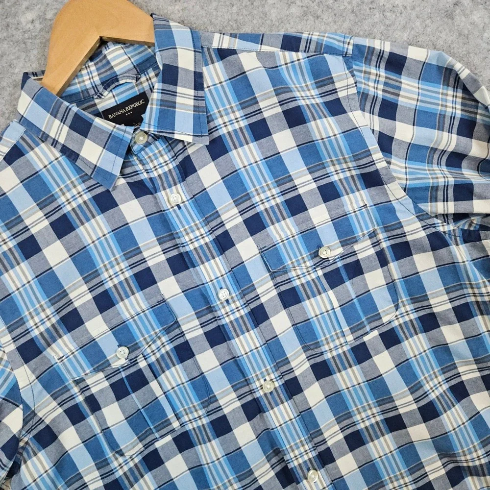 Banana Republic Mens Button Up Shirt Size L Blue Plaid Long Sleeve Cotton Casual